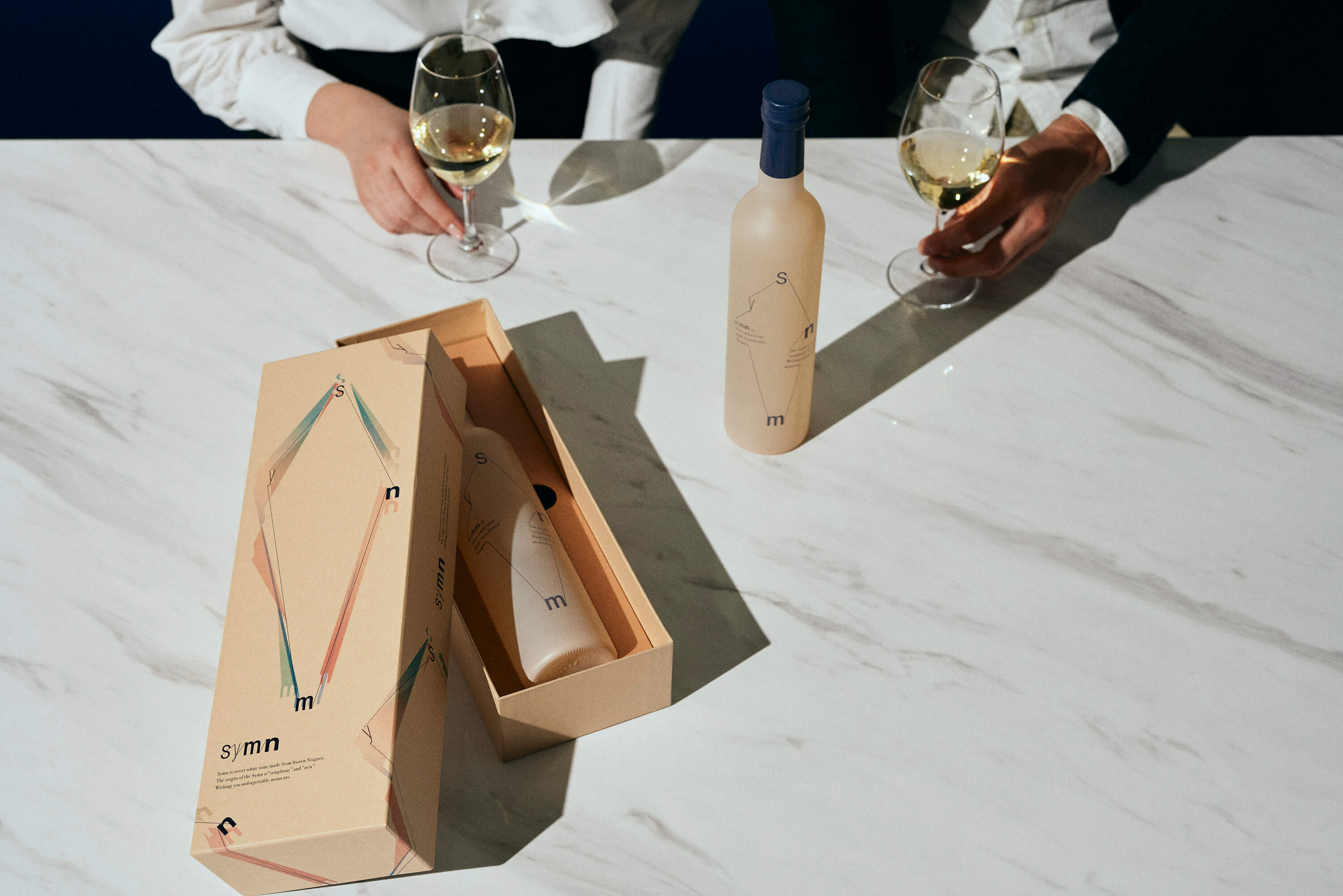 会員限定|ギフト箱無料|Symn-シン- 白ワイン ギフト箱付
